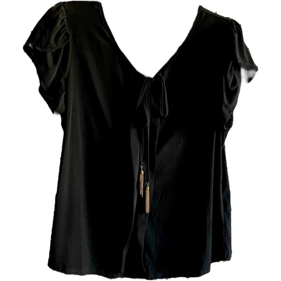 Tops - Black flutter sleeve top